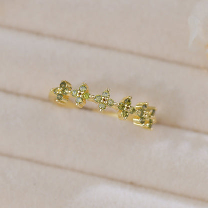 Verde Blossom Band Ring