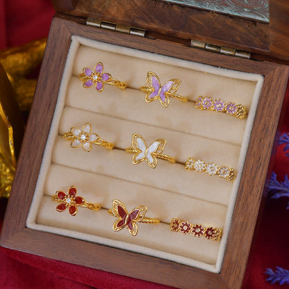 White Daisy Band Ring